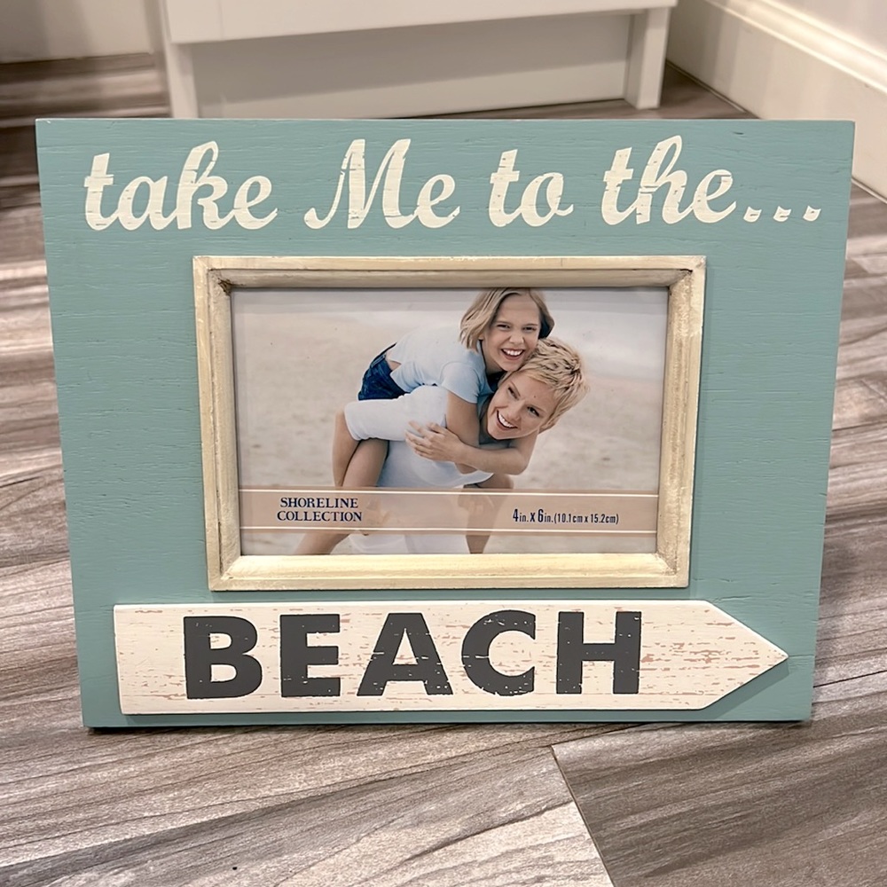 🛟 Beach Distressed Wood Photo Frame fits a 4x6 Picture